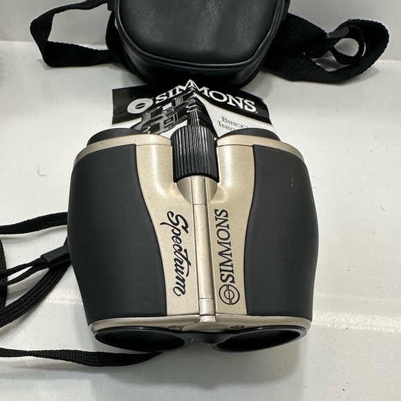 Simmons Spectrum Binoculars - Picture 3 of 5